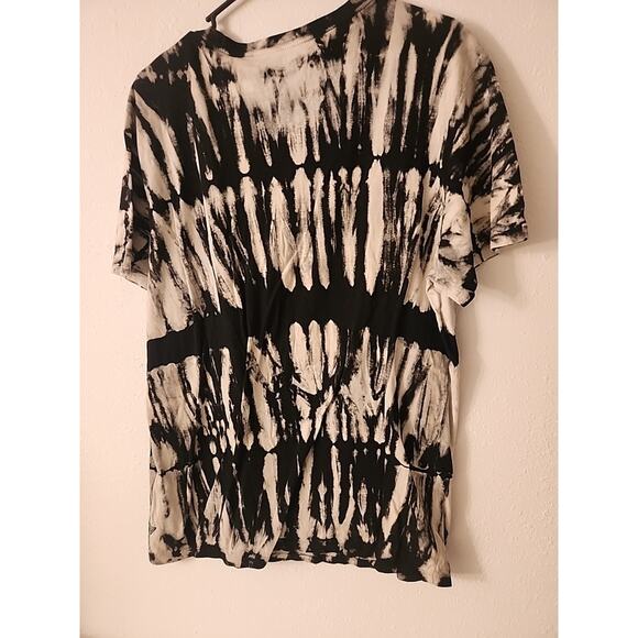 Guess Men’s Los Angeles Printed All over T-Shirt Short Sleeves Size Large NWT - Picture 9 of 10